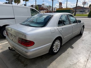 Mercedes-Benz Clase E 2002