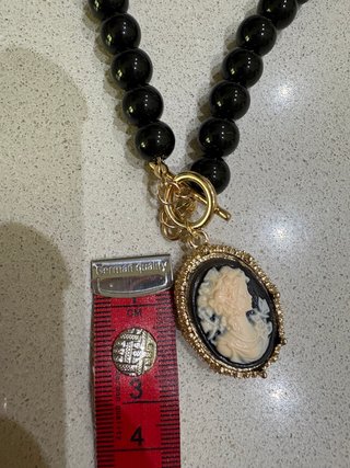 Set gioielli collana + orecchini cammeo nero