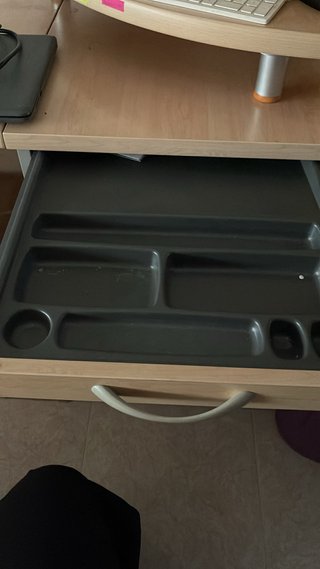 Mesa de despacho madera y metal