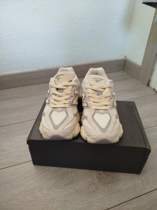 Zapatillas New Balance Beige/Gris