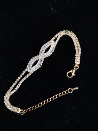 Pulsera circonita dorada