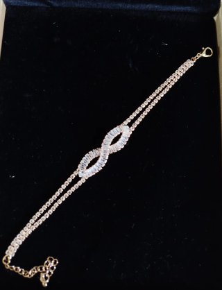 Pulsera circonita dorada