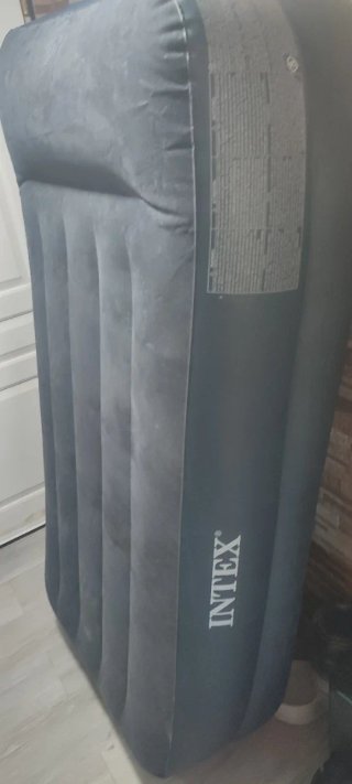 Colchón Hinchable INTEX " Con Motor "