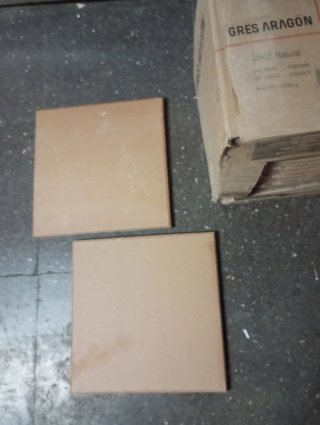Gres Aragón 25x25 Natural