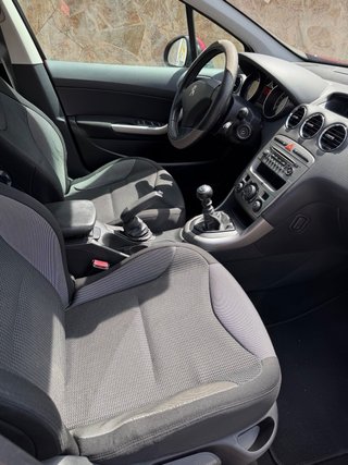 Peugeot 308 2013