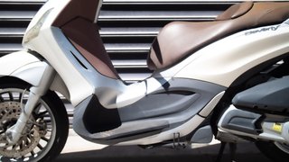 Piaggio Beverly 125