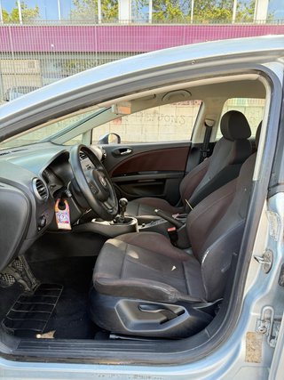 SEAT Leon 2.0 TDI 140cv