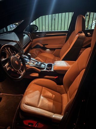 Porsche Cayenne 2016