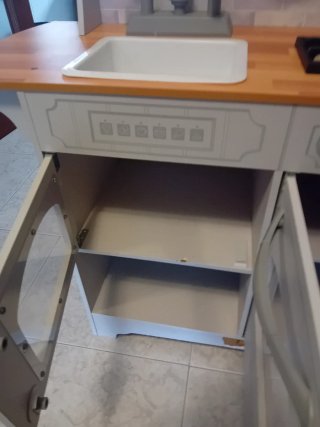 Cocina de juguete con accesorios