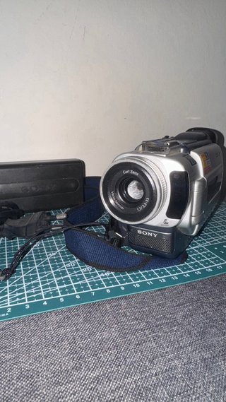 Sony DCR-TRV15E Handycam Digital