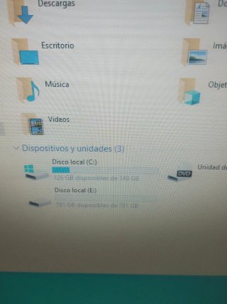 Ordenador eMachines Beige con DVD