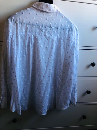 CHOLLO!!! Blusa Zara lunares bordados Talla L