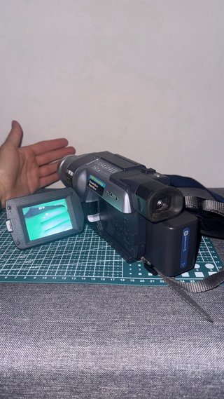 Sony DCR-TRV245E Videocámara