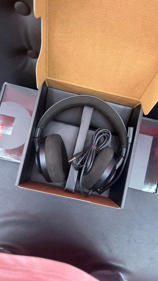 Lenovo Legion Go 512GB + Auriculares