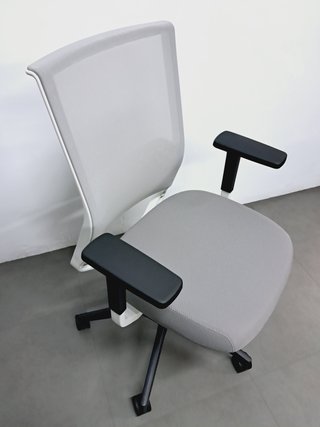 Silla ACTIU STAY ergonómica malla pro