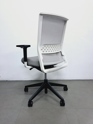 Silla ACTIU STAY ergonómica malla pro