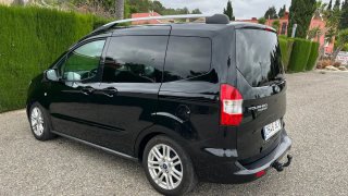 Ford Tourneo Courier Gasolina 100cv 2017
