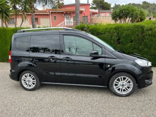 Ford Tourneo Courier Gasolina 100cv 2017