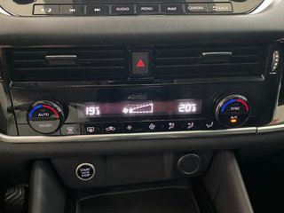Nissan Qashqai N-Connecta 1.3 DIG-T 140CV MHEV!!!!