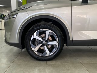 Nissan Qashqai N-Connecta 1.3 DIG-T 140CV MHEV!!!!