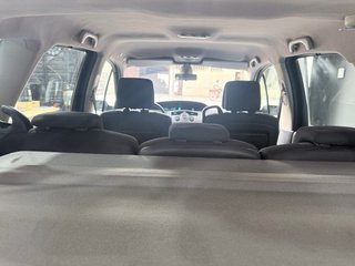 Renault Scenic 1.6 dyn ( 115.389 kms ) Veryficado