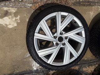 Llantas 18 Volkswagen Originales  Golf VIII
