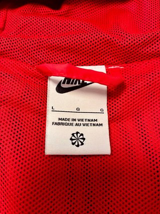 Chaqueta Nike Windrunner Talla L