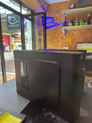 Scatole per computer da ufficio nere