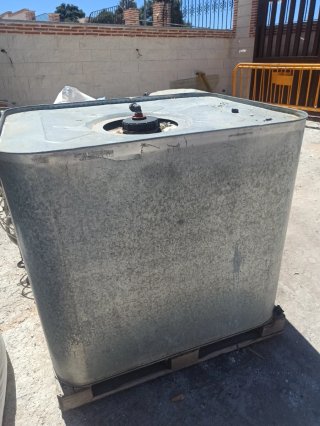 Depósito agua 1000L