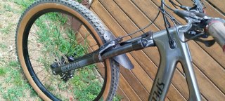E BIKE SPECIALIZED LEVO CARBON
