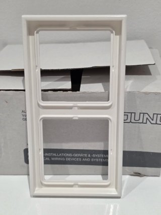 MECANISMOS JUNG. LS990 BLANCO ALPINO