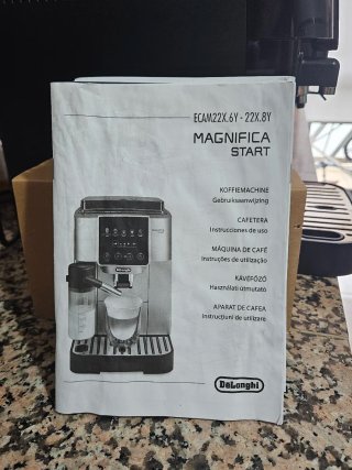 Cafetera De'longhi Magnifica Start Negra