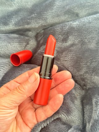 Pintalabios MAC Rojo. Tono Chili.