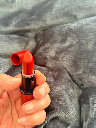 Pintalabios MAC Rojo. Tono Chili.