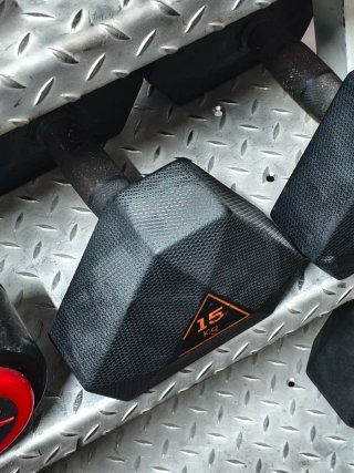 Mancuernas hexagonales 17.5 KG 22'5 kg 15kg 12'5kg