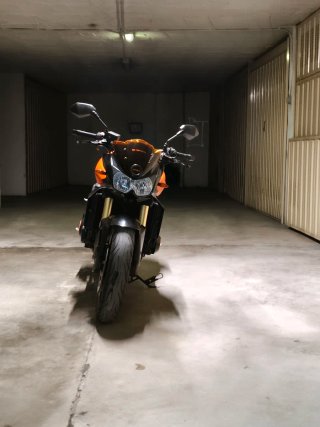 Kawasaki Z1000  Naranja/Negra