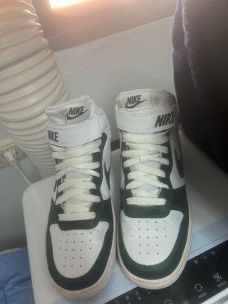 Botas Nike Blancas y Verdes Talla 42