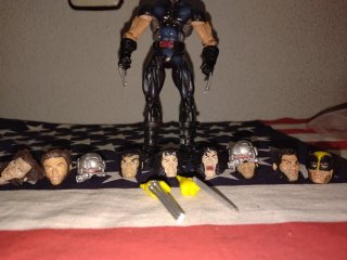 Lote 5 Figuras Wolverine Marvel Legends + Accesori