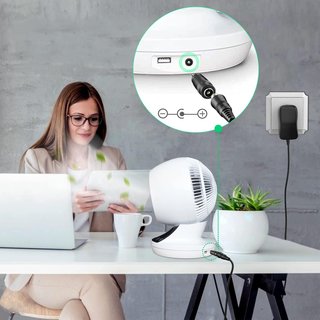 Adaptador universal con voltaje y conectores