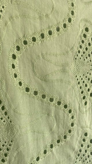 Conjunto invitada top y falda verde