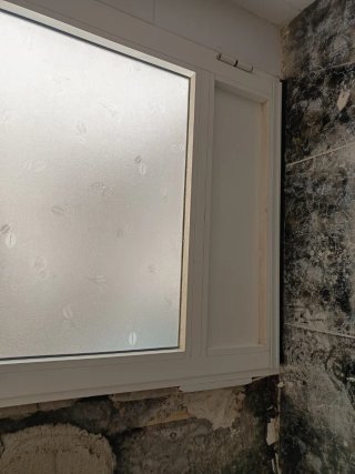 Puerta aluminio cristal mate