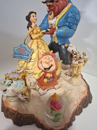 Figura Disney Resina Bella y Bestia
