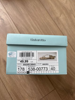 Sandalias doradas para evento