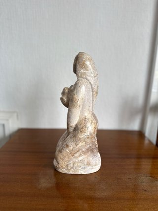 Figura artesanal de piedra traída de Nicaragua