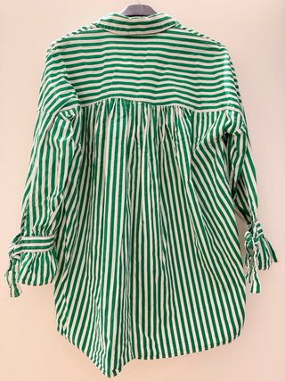 Camisa oversize Zara rayas verdes