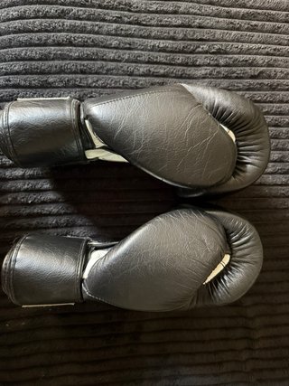 Guantes Muay Thai Negros 14oz
