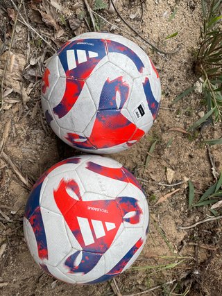 2 Balones de Fútbol Adidas