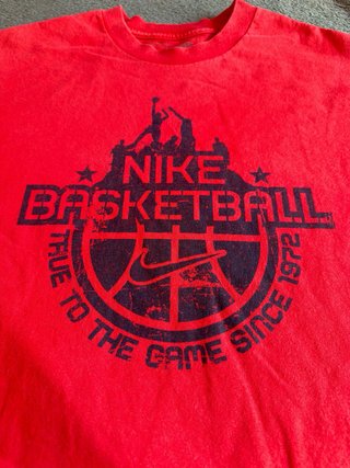 Camiseta Nike Basketball Y2K Roja