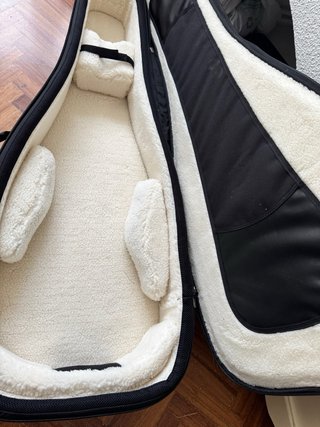 Funda ligera Rígida para Guitarra Jumbo
