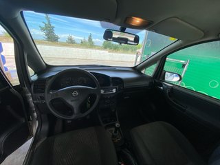 Opel Zafira 2004